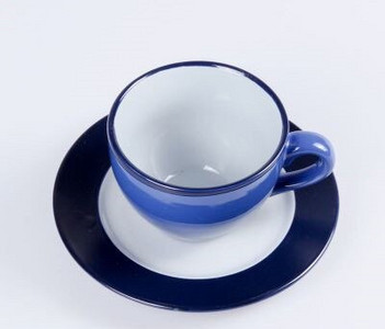 Kreatív európai kerámia kávéscsésze és csészealj készlet Coffee C Cappuccino Latte Pull Flower Olasz Moka Ingyenes szállítás