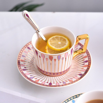 Винтидж златна дръжка Комплект чаша за кафе и чинийка Луксозен модерен стил Чаша Следобеден чай Мляко Сок Подарък за напитки