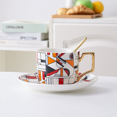 Fashion Bone China kávés tea csésze készlet csészealj Délutáni teás ivóedény Kerámia bögre Kreatív kávé