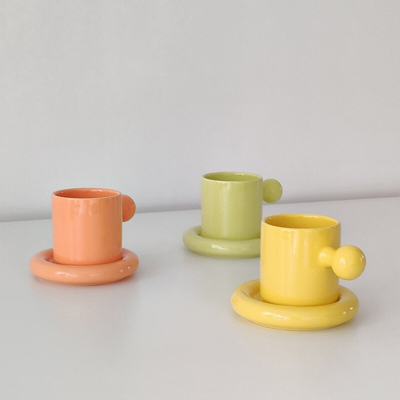 Színes kerámia kávéscsésze csészealj készlet koreai stílusú ivótejes teás bögre tányérral Otthoni irodai kávézó dekor étkészlet 350ml