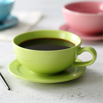 Цветна чаша за кафе в европейски стил с комплект чинийки Творческа подглазурна чаша за офис следобедна чаша порцеланова чаша за капучино лате