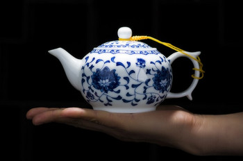 Китай Синьо-бял тънък порцеланов чайник Голям капацитет 320ML 1L Керамичен чайник Традиционен китайски сервиз за чай