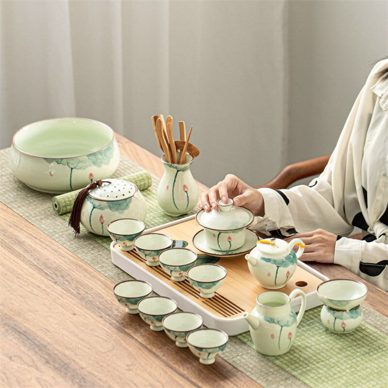 150 ml-es retro kézzel festett lótusz kerámia teáskanna szűrővel Kung Fu teamester edények fehér jade porcelán bögre Háztartási kiegészítők
