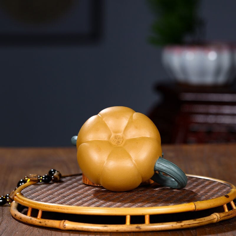 Yixing purpurinis smėlio puodas rankų darbo žaliavinės rūdos segmento purvo moliūgų puodas dviejų spalvų buitinis arbatinukas dovanų arbatos rinkinys dovanų arbatos rinkinys