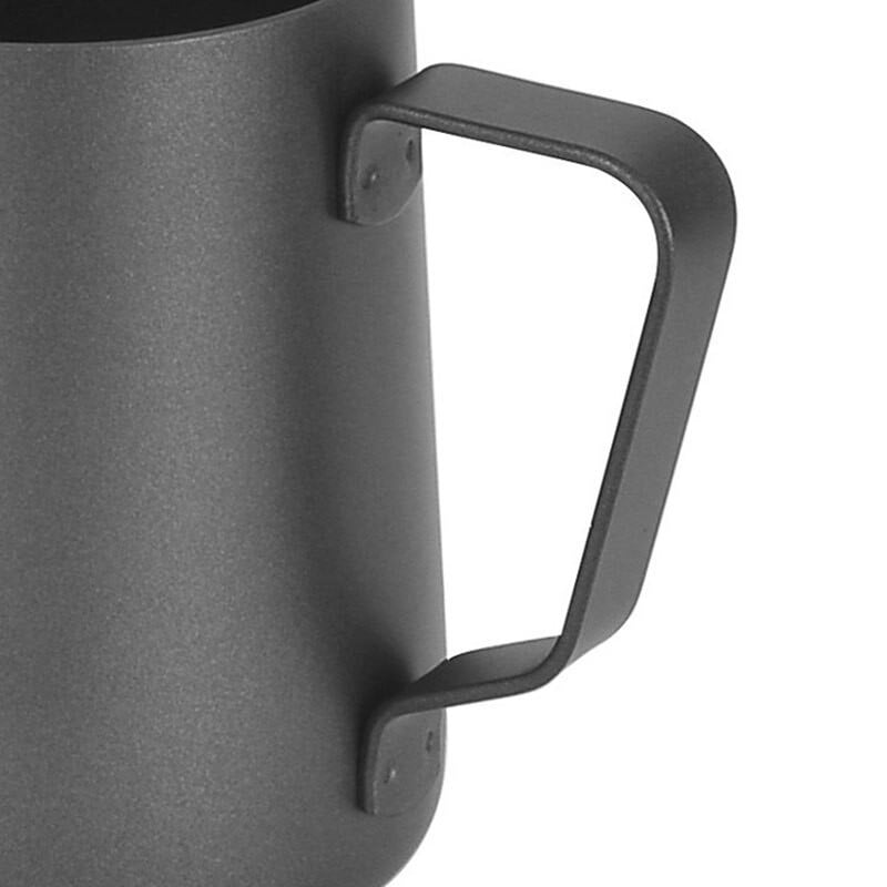 Tejhabosító kancsó 20 oz hőmérő matricával, Stianless Steel Espresso Latte gőzölő habosító csésze, matt fekete
