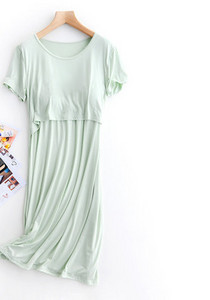 Дамска нощница с щампа подходяща за кърмачки