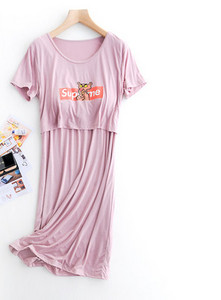 Дамска нощница с щампа подходяща за кърмачки