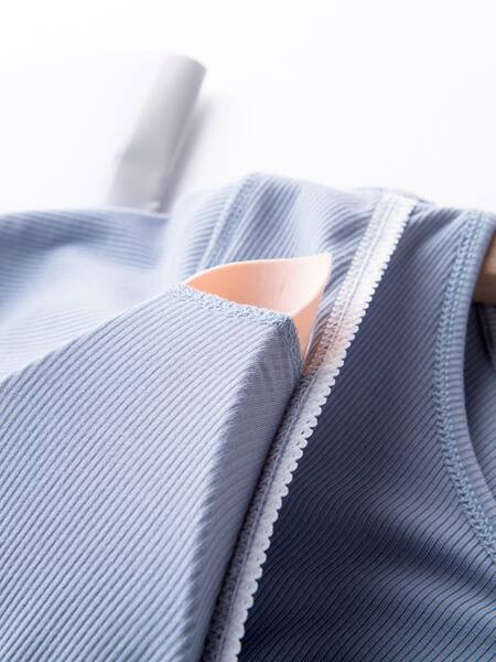 Дамска нощница с обло деколте за кърмачки