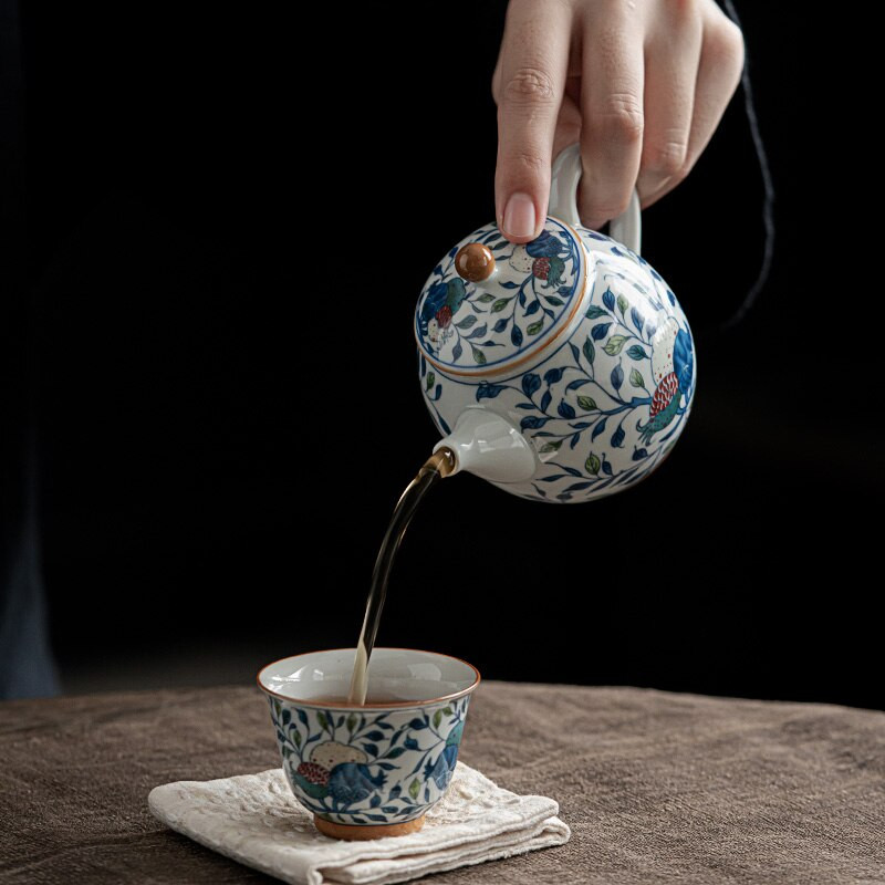 Vines ceainic ceainic rodie ceramică set de ceremonie ceai albastru și alb cu lapte oolong ceai cravată Guan Yin iasomie tip de ceai