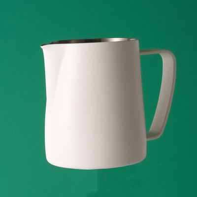 350 ml/600 ml hegyes szájú 304 rozsdamentes acél olasz eszpresszó latte art tejhabos kancsó gőzölő kancsó tejhab tartály