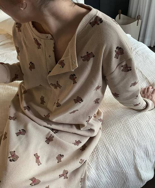 Cămașă de noapte pentru femei cu mâneci lungi - potrivită pentru mamele care alăptează