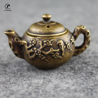 TeaPet Decoration Mini Small Plum Blossom Teapot Месингови бронзови саксии Горелка за тамян Декорация за бюро Декорация на дома Орнамент Палма Подарък