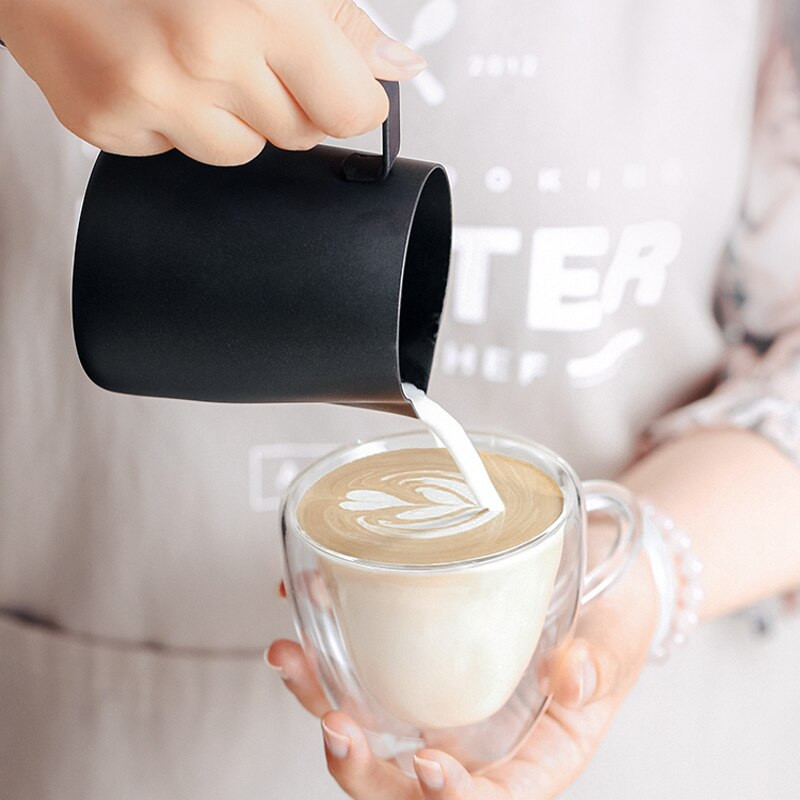 Tapadásmentes, rozsdamentes acél tejhabos kancsó Eszpresszó kávé Barista Craft Latte Art kancsó Hőmérsékletre mért tejkancsó