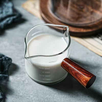 Cană de măsurare espresso Sticlă cu gură dublă, rezistentă la căldură, cu mâner din lemn, ulcior de barista, pentru spumarea laptelui, aparat de cremă