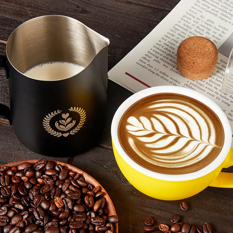 Rozsdamentes acél tejeskannák mérleggel 350 ml espresso kávékancsó Barista Craft Cofee Latte kiváló minőségű habosító kancsó