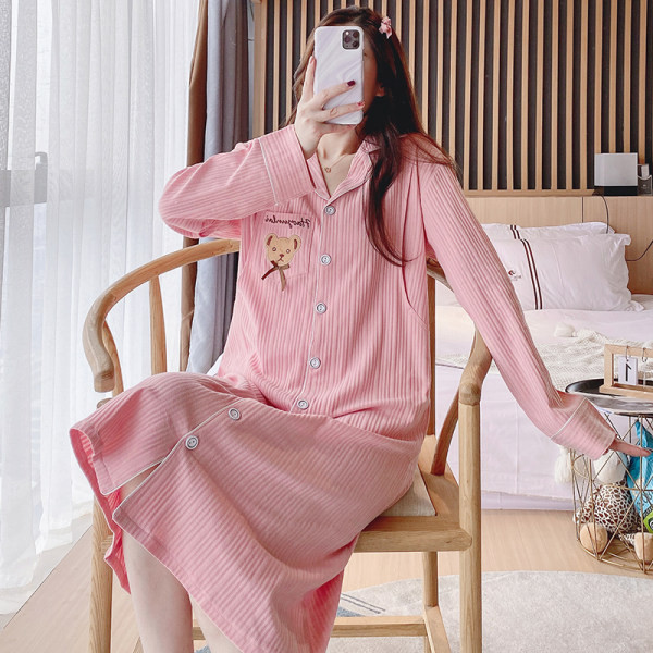 Ежедневна дамска нощница с копчета за бременни