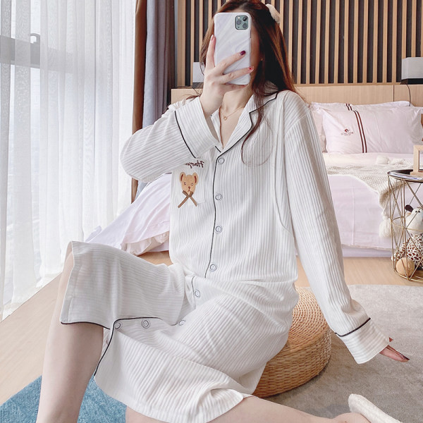 Novi model ženske spavaćice na dugmad za dojilje