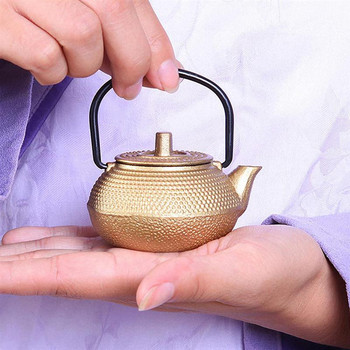 Декоративна малка кана за чай Чугунен чайник Настолен орнамент Украшение Мини желязна кана Чугунен чайник Чаен комплект Чай Pet