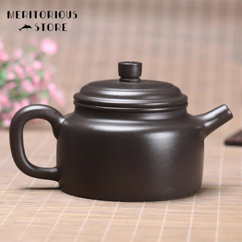 Китайски лилав глинен чайник Yixing Ръчно изработена тенджера Ore Черна кал Чайник Zisha Чайник Костюм Вратовръзка Guanyin Puer Домакински прибори за чай 250 ml