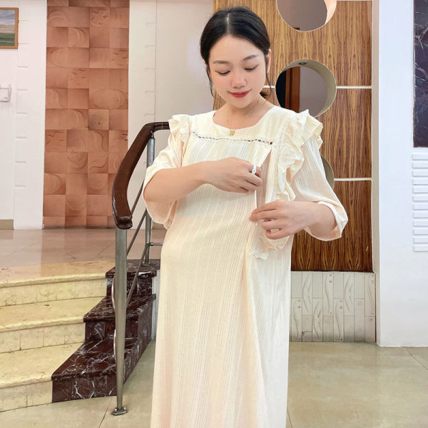 Ежедневна дамска нощница с 3/4 ръкави