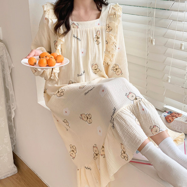 Дамска нощница с дълъг ръкав и къдри за кърмачки