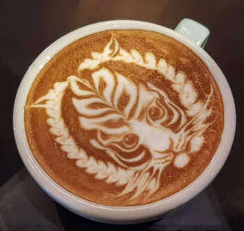 Φλιτζάνια λουλουδιών για καφέ από ανοξείδωτο ατσάλι με μυτερό ράμφος γιρλάντα Φλιτζάνι καφέ Κανάτες γάλακτος Κρέμα αφρός αφρός κύλινδρος καφέ