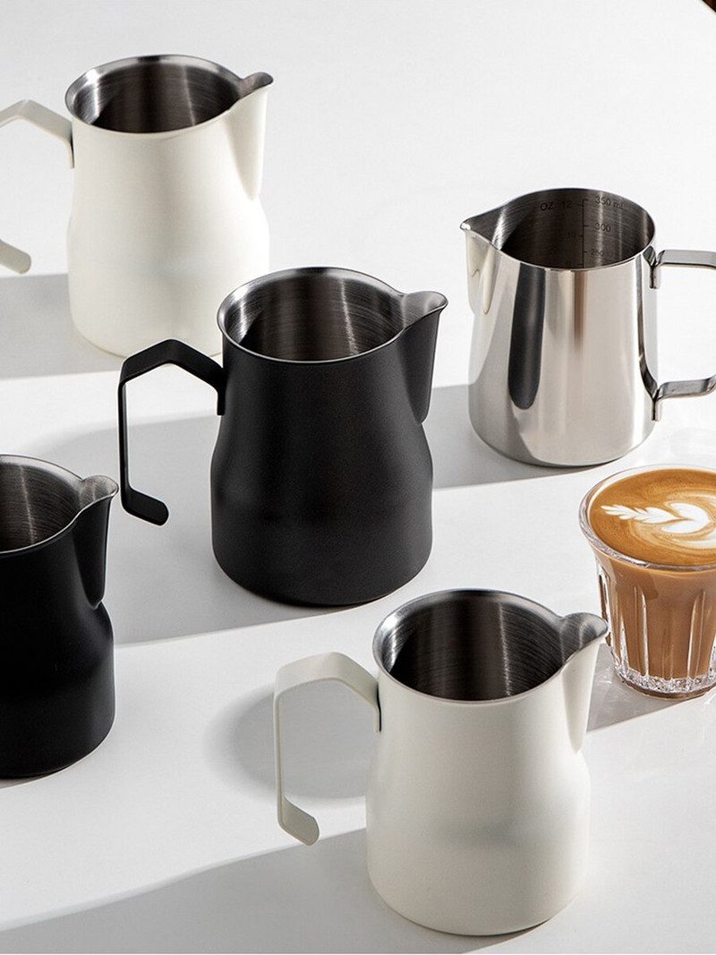 350/500/700 ml-es rozsdamentes acél tejeskancsó habosító kancsó tejespresso gép Cappuccino tejeskávé habosító kancsó Barista tejeskancsó