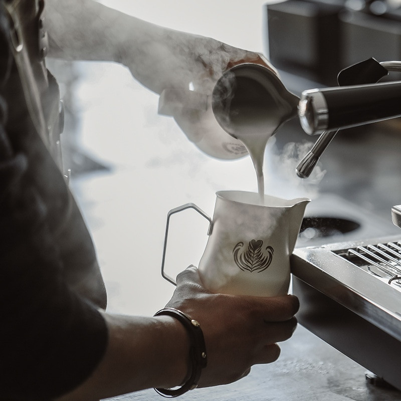 350 ml és 500 ml rozsdamentes acél Espumador Leche tejhabosító kancsók eszpresszó cappuccino csésze kávészolgáltatások Barista exkluzív eszközök