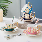 Комплект чаша за кафе и чинийка от скандинавски порцелан със златна дръжка Британска керамична чаша за кафе за кафе Чаша за чай Двойка чаши за еспресо Подарък