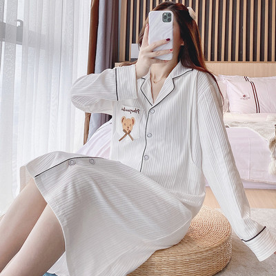 Дамска нощница с дълъг ръкав и копчета -подходяща за бременни