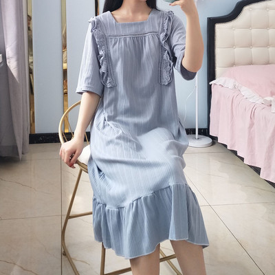 Дамска нощница с дълъг ръкав и копчета -подходяща за бременни