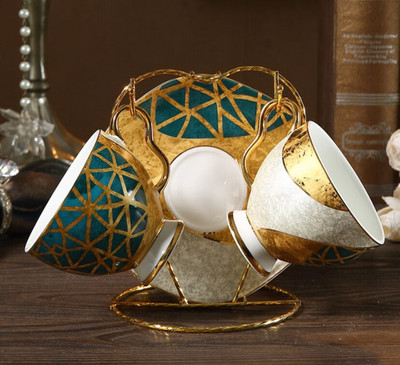 Stil elegant din porțelan din os de aur cafea vintage din ceramică farfurii avansate pentru cești de ceai cu set de suport pentru băuturi de bucătărie