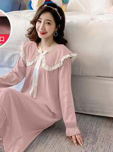 Модерна дамска нощница с панделка  -подходяща за кърмачки