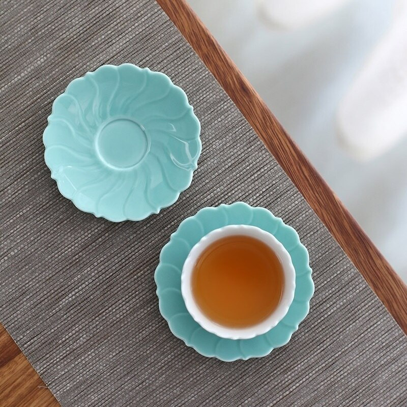 CHANSHOVA 25/60 ml stil chinezesc Forma petală Set mic de ceai și farfurii din ceramică Set cești de cafea Bol de ceai din porțelan din China H459