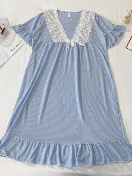 Ежедневна дамска нощница с дантела -син и розов цвят