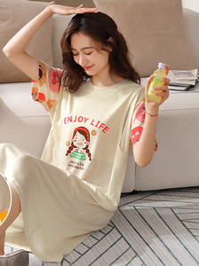 Дамска нощница с обло деколте и къс ръкав за кърмачки