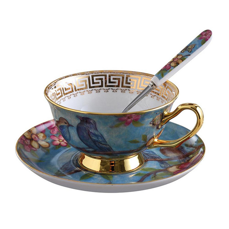 Európai stílusú csont porcelán kávéscsésze készlet Vintage kerámia délutáni tea csészealj kanál Luxus ajándék kávézóba, boltba