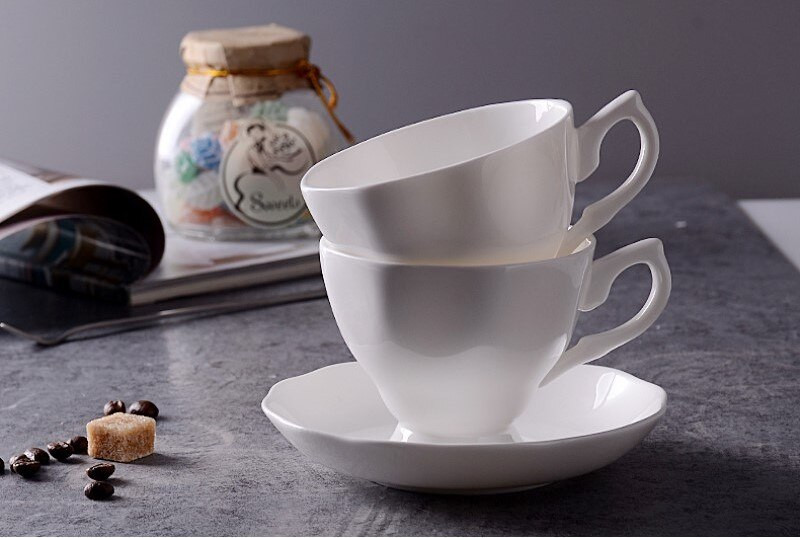 180ml, sima fehér kerámia kávés csésze készlet, cafe elegáns kávéscsésze és csészealj, angol csontporcelán teáskészlet, cafeteira espresso
