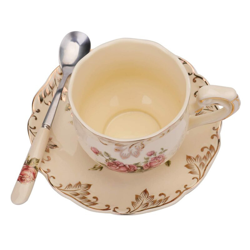 Európai csésze és csészealj készlet 250 ml/8 oz. Elefántcsont porcelán kávéscsésze Vintage virágos kerámia teáscsésze készlet csészealjjal és kanállal