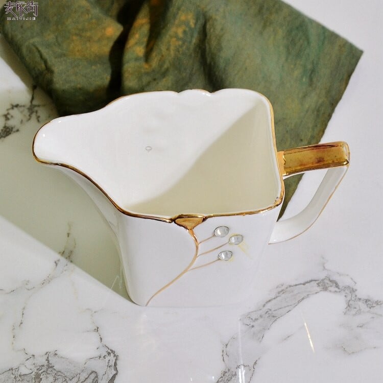 Nordic Modern kerámia tejkannák Bone China Otthoni Tejkancsó Latte Art Tejkannák Espresso Csésze Kanyók Kávéedények BC50NG