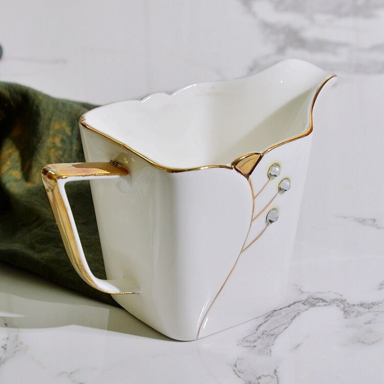Nordic Modern kerámia tejkannák Bone China Otthoni Tejkancsó Latte Art Tejkannák Espresso Csésze Kanyók Kávéedények BC50NG