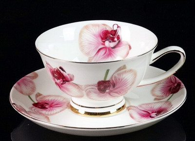 Luxus virágmintás délutáni teás csésze csészealj Kanál Bone China kávéscsésze készlet Európa Porcelán kerámia bögre Cafe Party Italkészlet