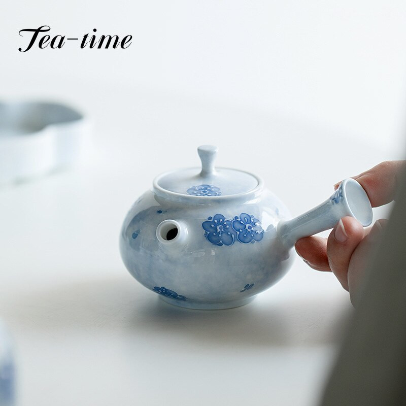 160 ml tiszta, kézzel festett Cherry Blossom kerámia teáskanna Blue Mist teafőző edény szűrővel oldalsó fogantyúval teáskanna Kung Fu teaset