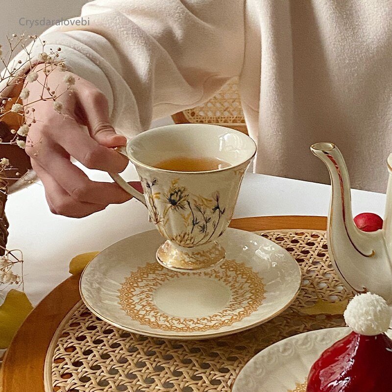 Búzakávévirág teacsésze és csészealj Délutáni teáskészlet INS Latte csésze és csészealj
