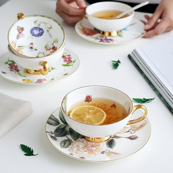 Комплект чаши за кафе Керамични чаши за чай от костен Китай с десертни чинийки Следобеден кунгфу Чай с черни цветя Пуер Чаши за пиене Подарък