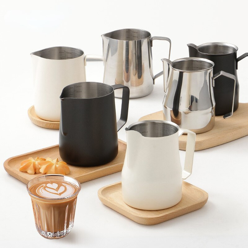 Fehér tejes edény belső mérleg 350 ml/500 ml rozsdamentes acél tejhab csésze Espresso Pull Flower csésze belső mérleg mérőpohárral