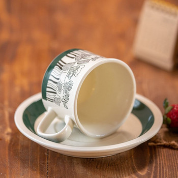Средновековен комплект чаши за чай и чинийки с тъмно зелено цвете във финландски стил Кафе Чай Мляко Чаши лате Подарък за рожден ден Порцеланов сервиз