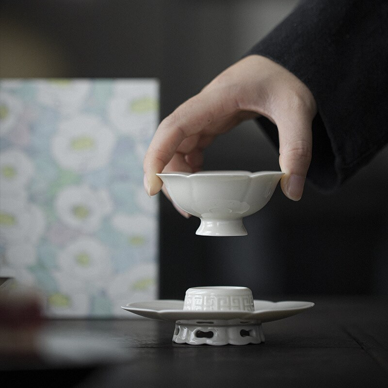 Set de cani de ceai din porțelan cu flori antice, ceașcă de ceai din ceramică Kung Fu Frumos Celadon albastru deschis O ceașcă de ceai ceremonie