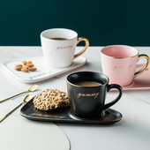 Arany keretű kerámia Kávés bögre pohár Teás csésze és csészealj készlet porcelán arany kanalas bögrék aranyos desszertes csészék csontporcelán teáskészletek