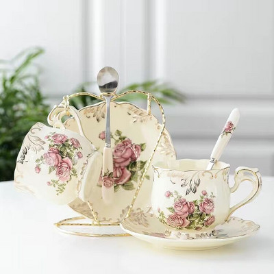 Гореща разпродажба Творческа керамична чаша за кафе и чинийка Ръчно рисувана порцеланова роза Чаша и лъжица за чай Класически подарък за напитка